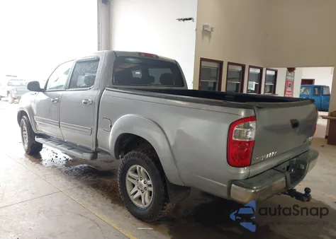 2004 Toyota Tundra Sr5 V8 из США, поврежденный, VIN 5TBDT44104S453050